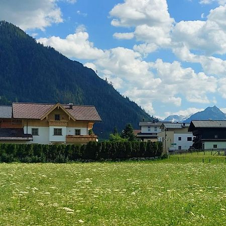 Michis Aparthotel Flachau Exterior foto